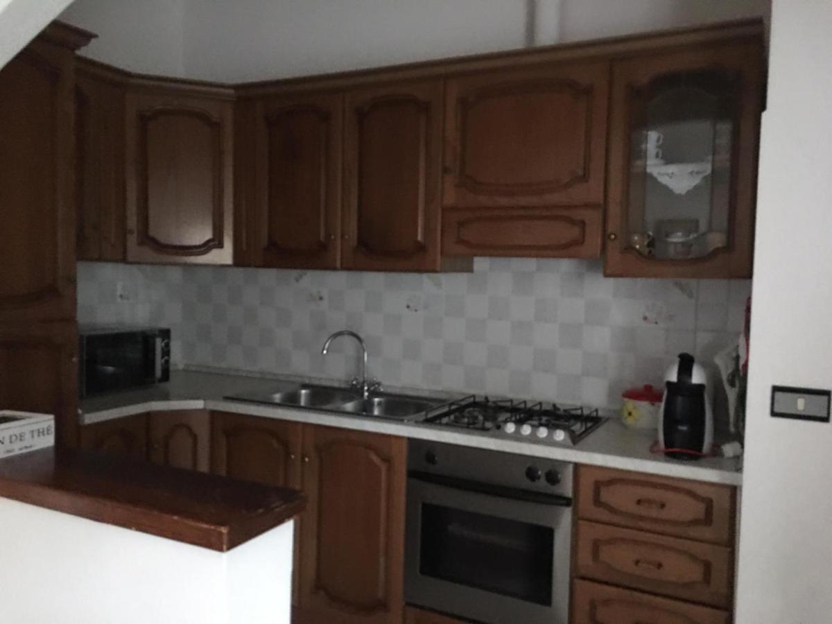 Ferienwohnung L Agrifoglio Di Rita Loddo Fonni Exterior foto