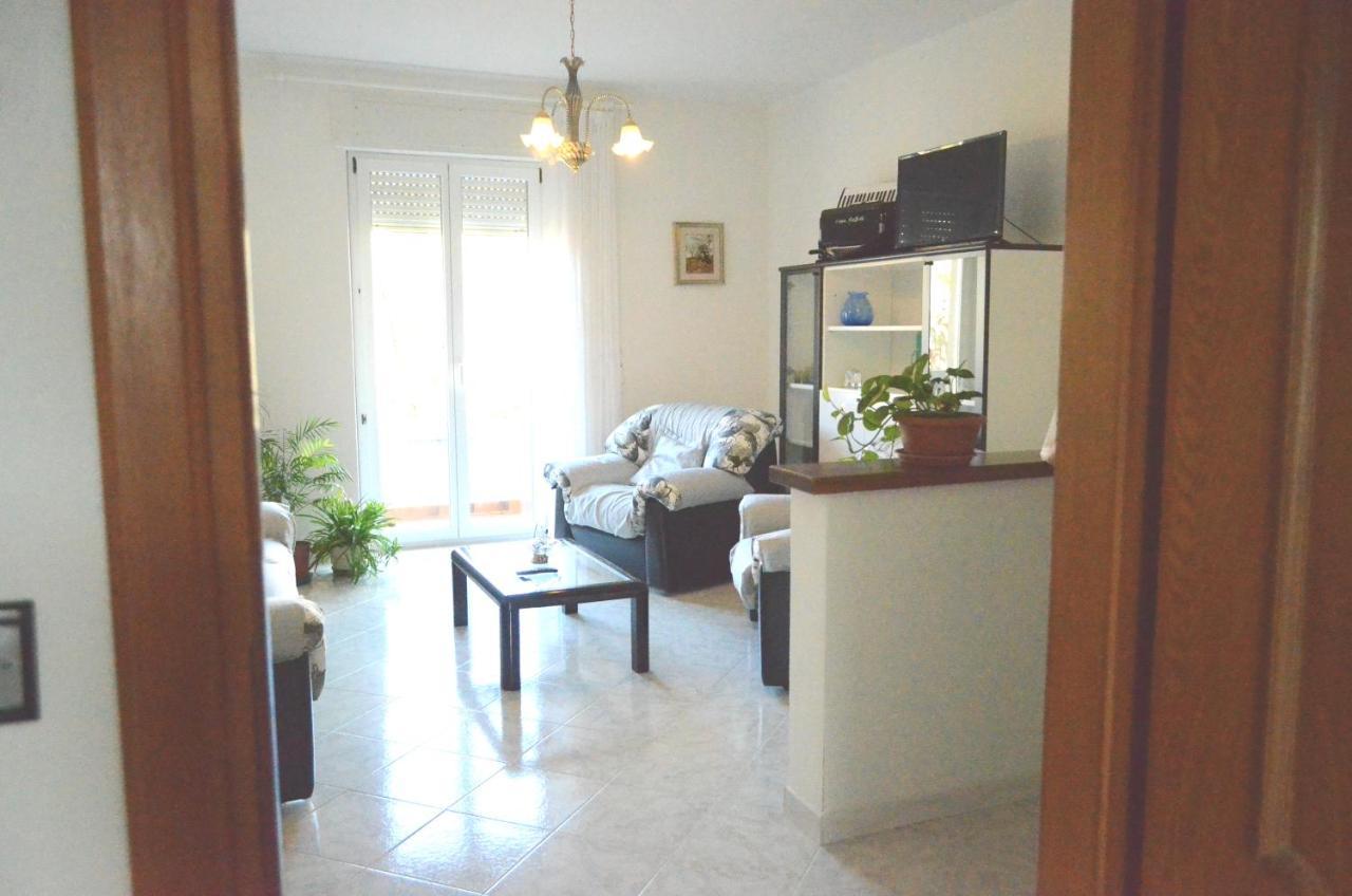 Ferienwohnung L Agrifoglio Di Rita Loddo Fonni Exterior foto